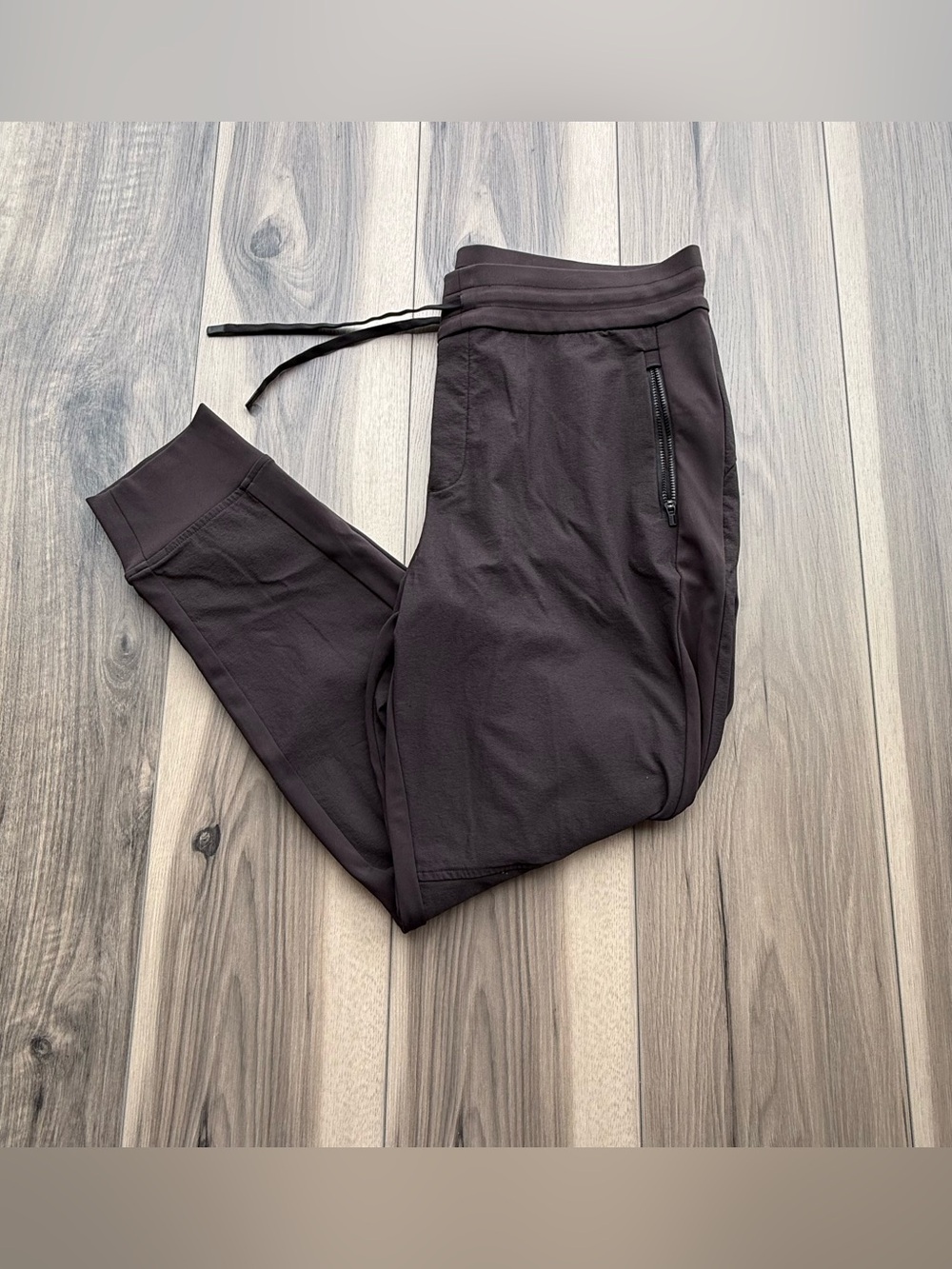 Athleta Headlands Hybrid Trek Joggers Zipper Pockets Black Women's size 16